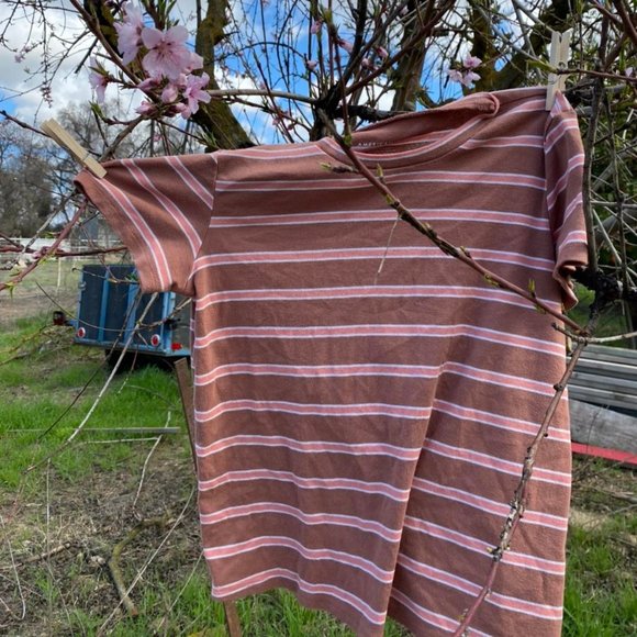 American Eagle Top - Picture 4 of 4